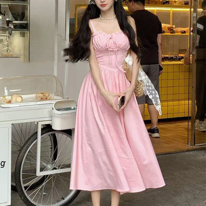 Vestido Dulce con Escote Cuadrado y Cintura Ajustada con Tirantes